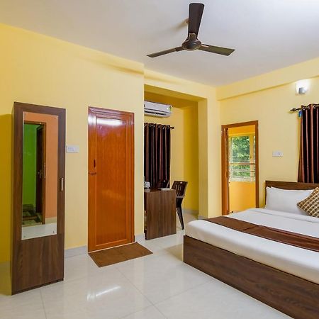 Eco Corporate Inn Kolkata Exterior photo