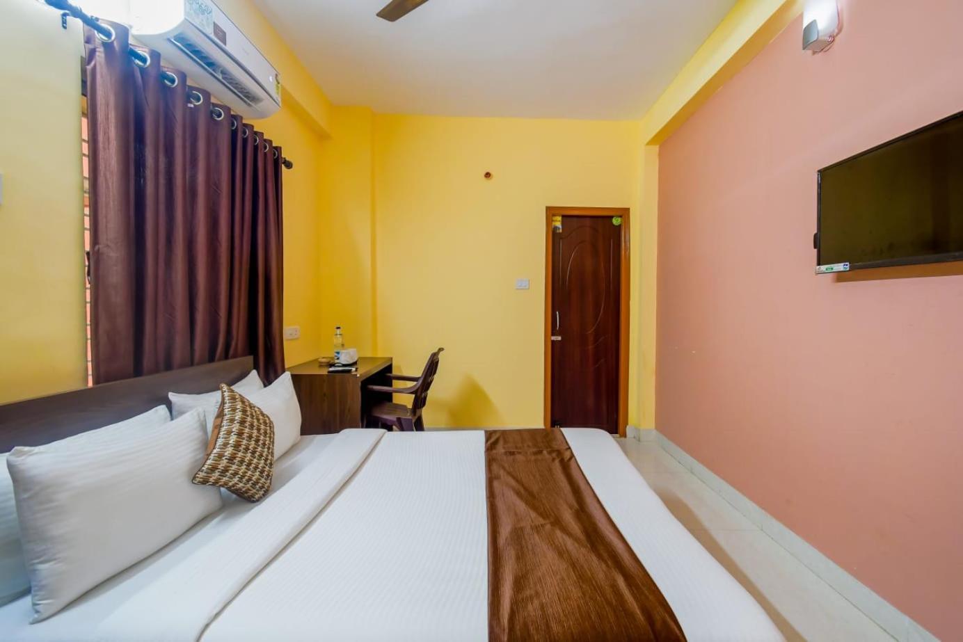 Eco Corporate Inn Kolkata Exterior photo